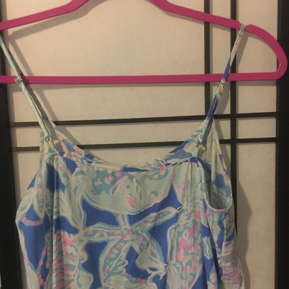 Lilly Pulitzer Ruffle Bottom Top - Picture 4 of 5